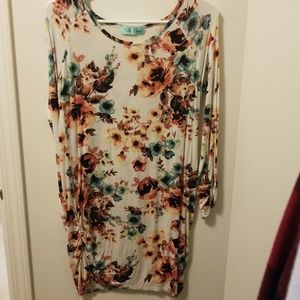 NWOT filly flair womens top
